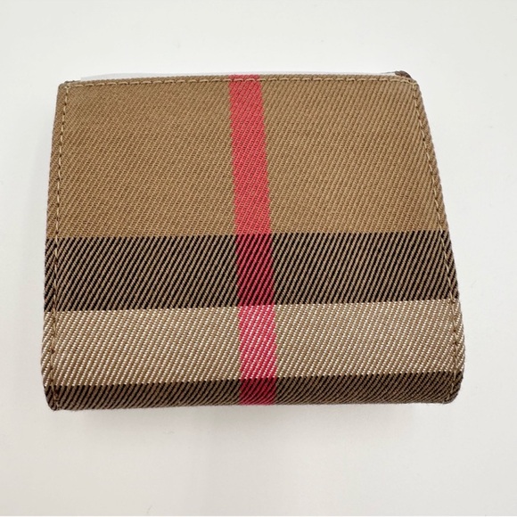 NEW Burberry Tri-Fold Lila Wallet Grainy Calfskin Vintage Check - Picture 3 of 9